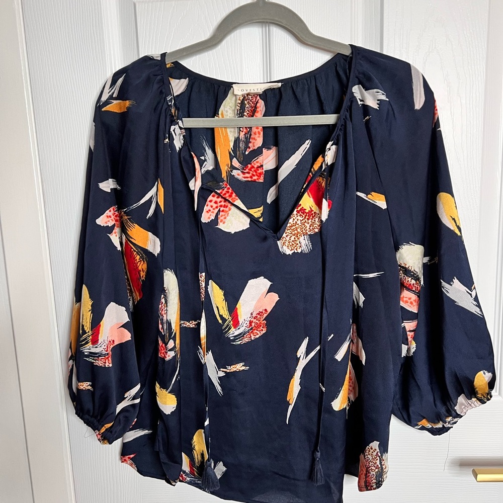 Women's Navy Patterned Top